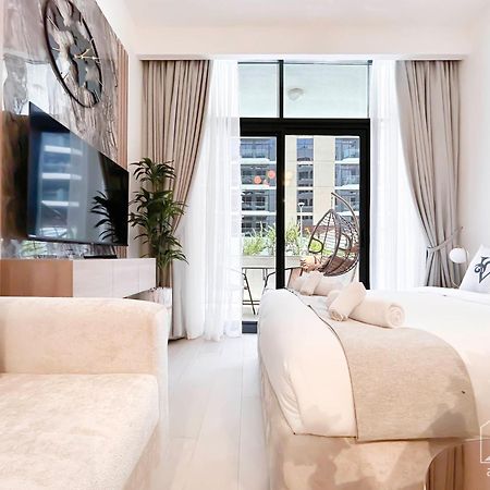 Charming Studio With Balcony In Azizi Riviera Dubai Exterior photo